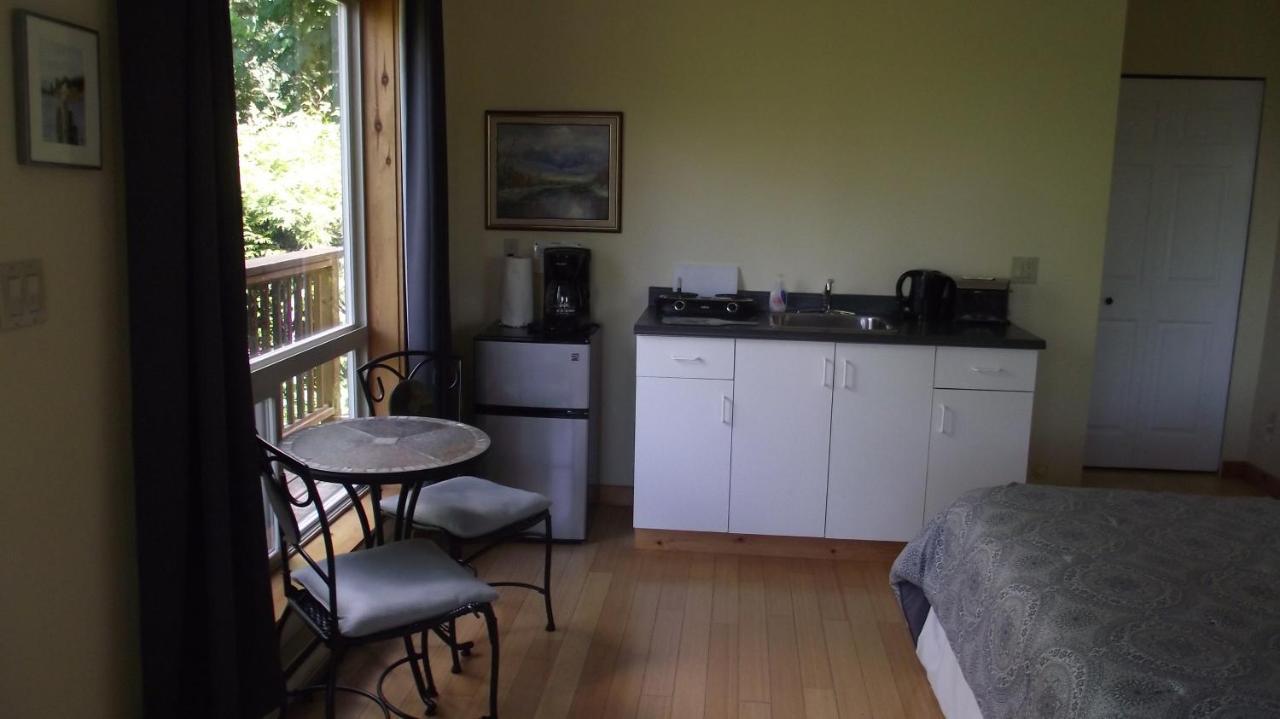 Halfmoon Bay Secret Cove Cottage Suites المظهر الخارجي الصورة